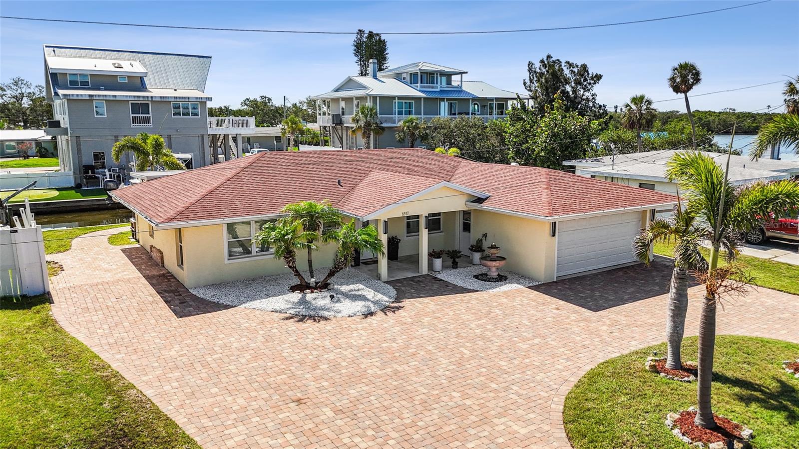 Image 4 of 38 For 6917 22nd Street W
