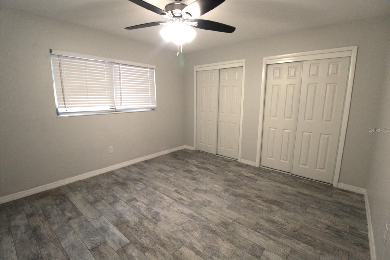 Image 6 of 8 For 6373 Gateway Avenue