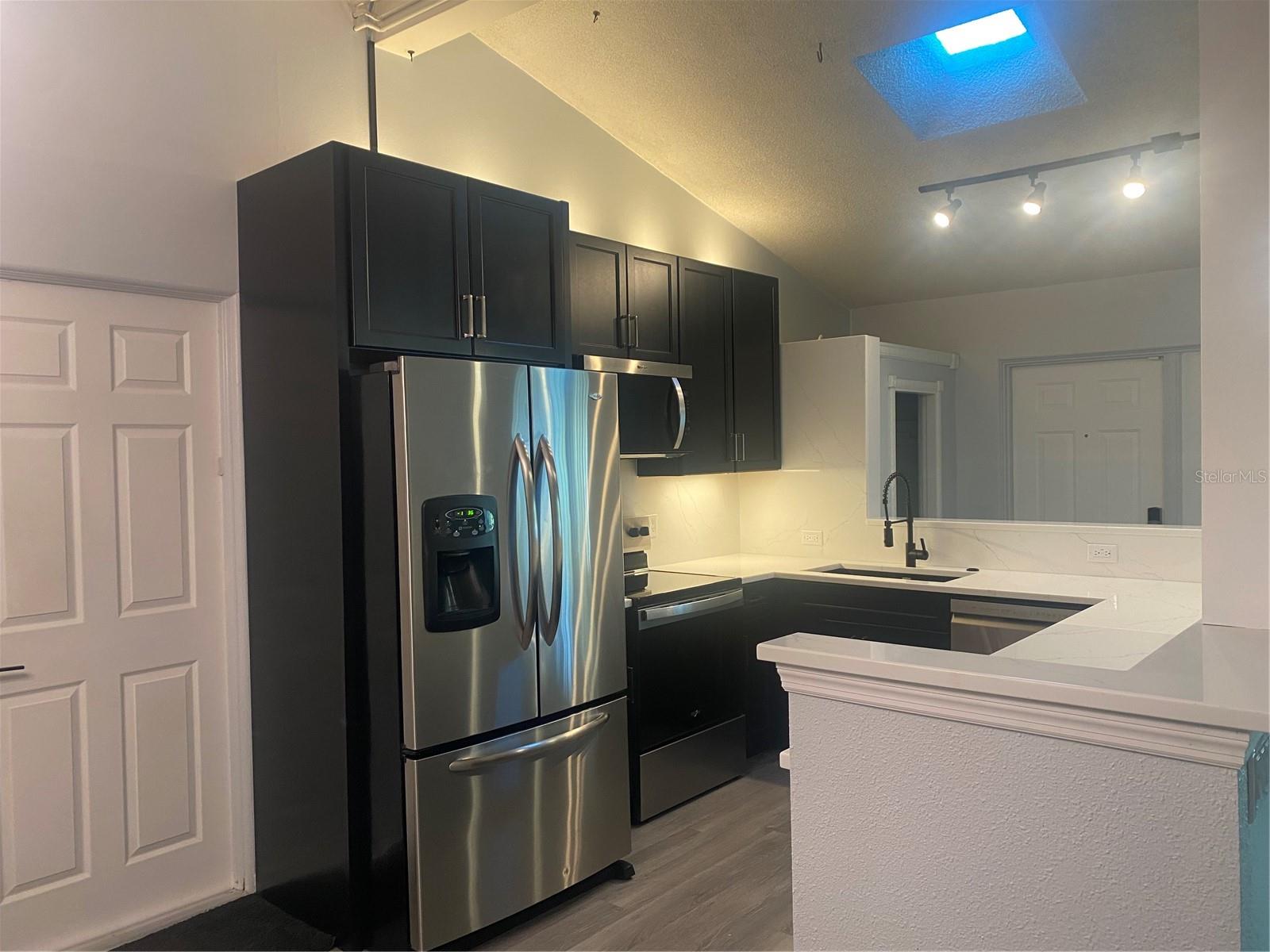 Image 4 of 46 For 6124 Dartmouth Drive