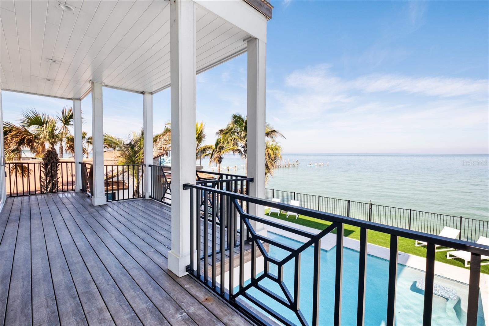 Image 13 of 55 For 881 Shore Drive