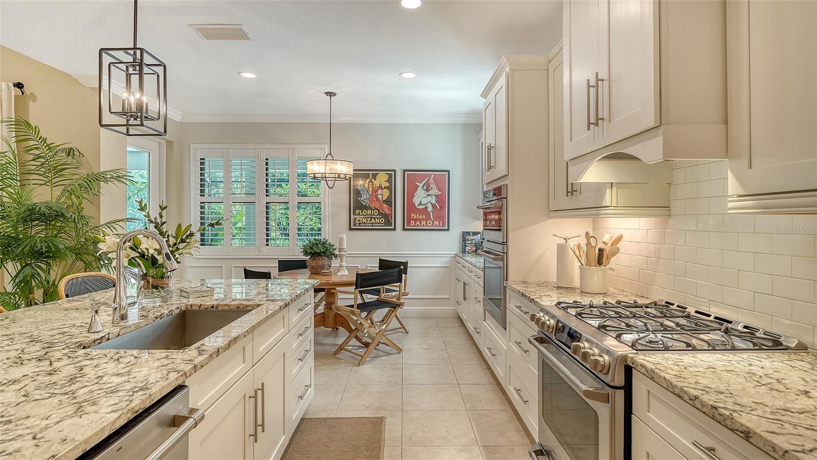Image 16 of 79 For 12317 Goldenrod Avenue