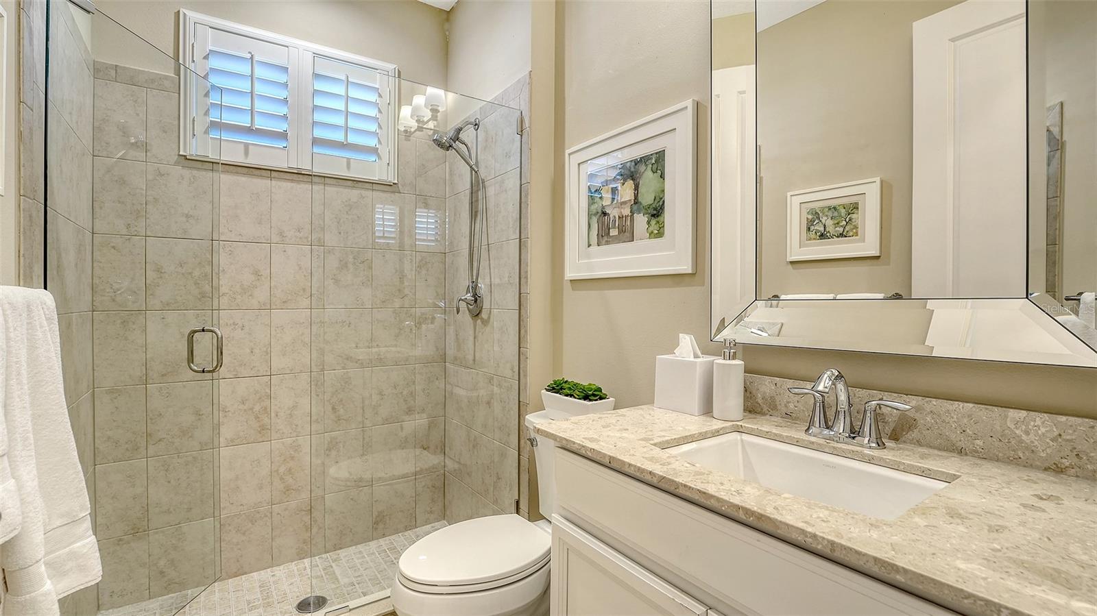 Image 32 of 79 For 12317 Goldenrod Avenue