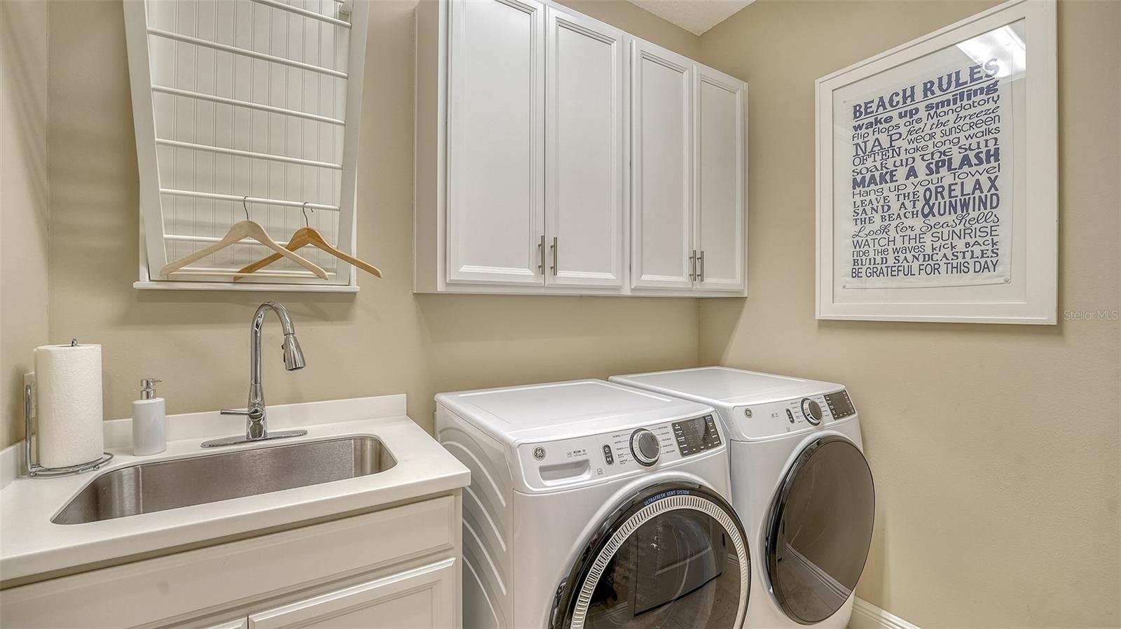 Image 35 of 79 For 12317 Goldenrod Avenue