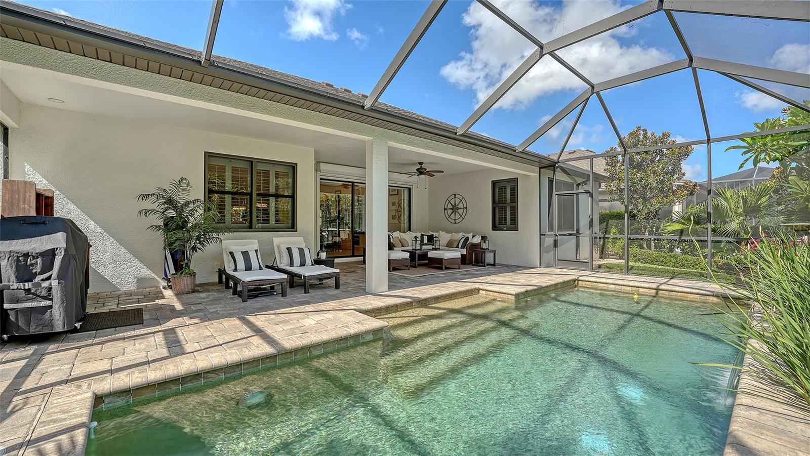 Image 41 of 79 For 12317 Goldenrod Avenue