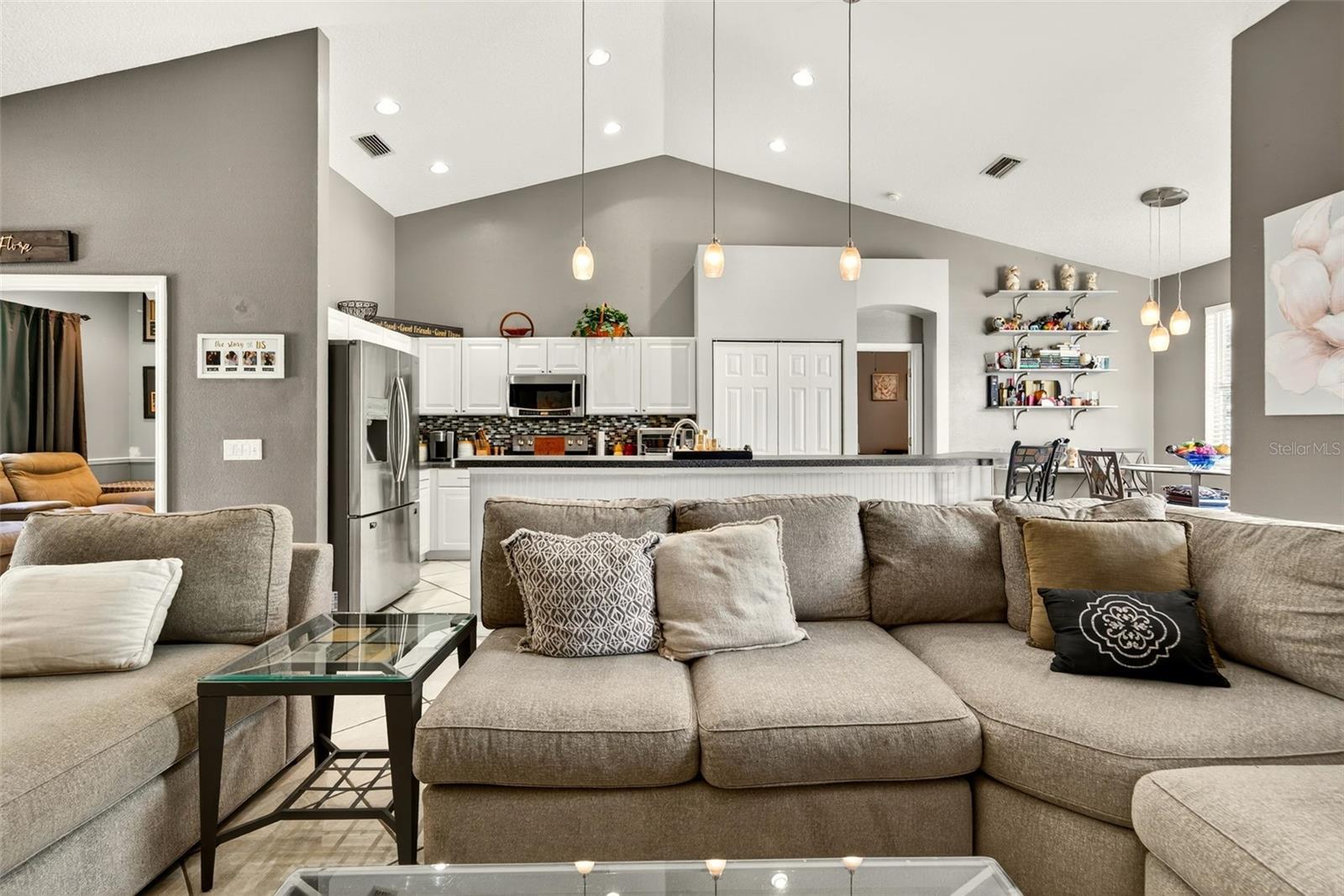 Image 10 of 43 For 4668 73rd Street E