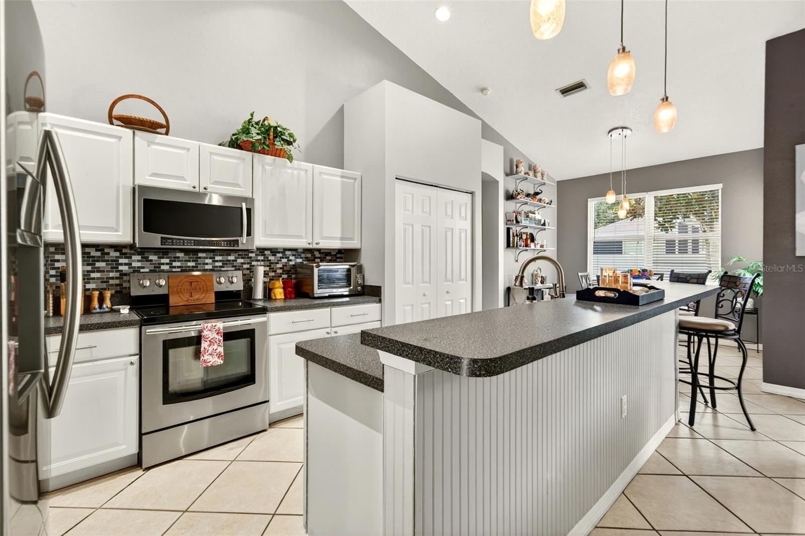 Image 11 of 43 For 4668 73rd Street E
