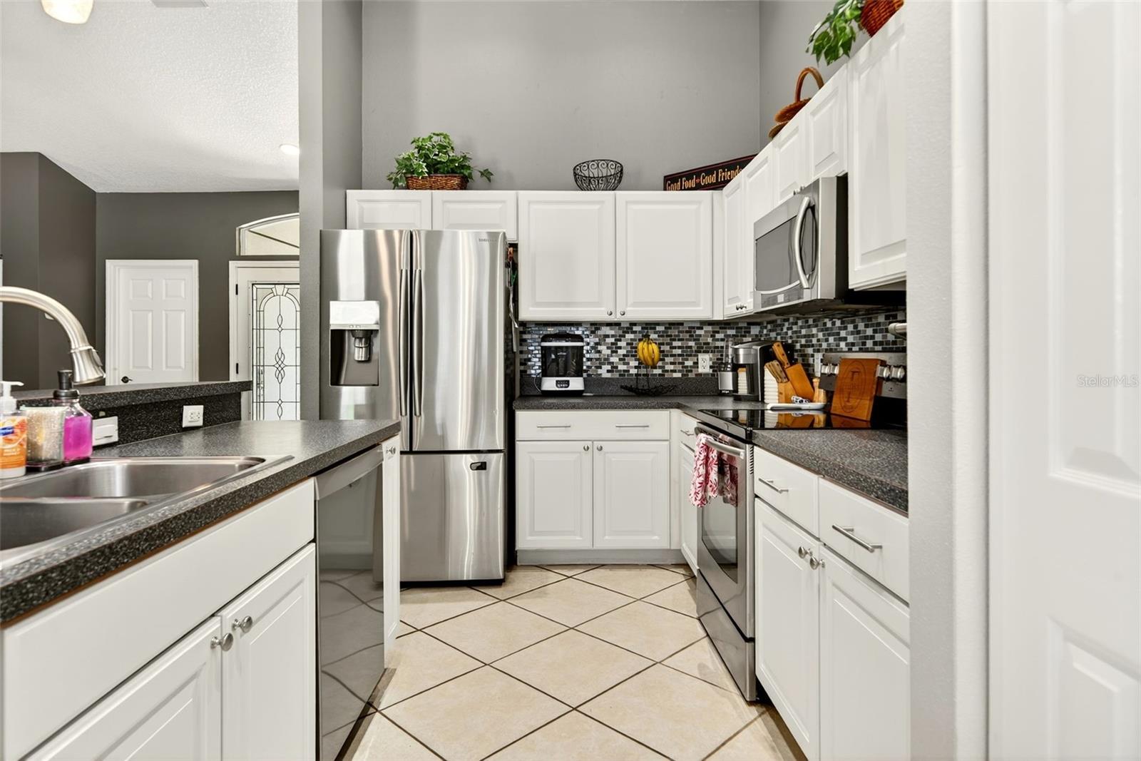 Image 14 of 43 For 4668 73rd Street E