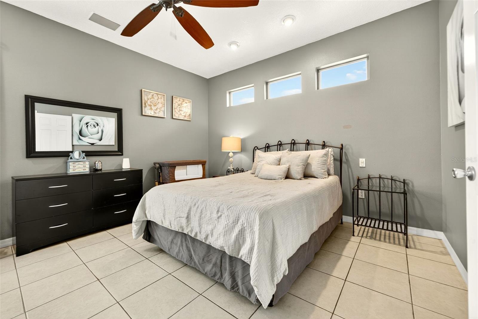 Image 18 of 43 For 4668 73rd Street E