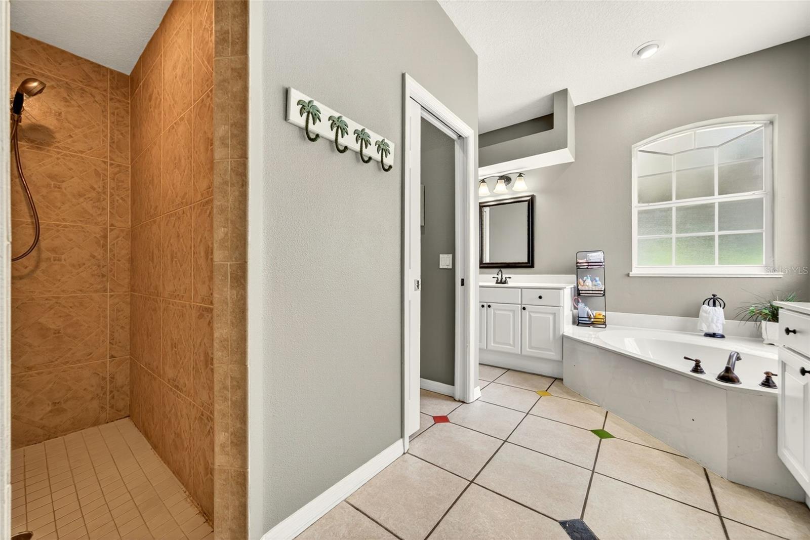 Image 20 of 43 For 4668 73rd Street E