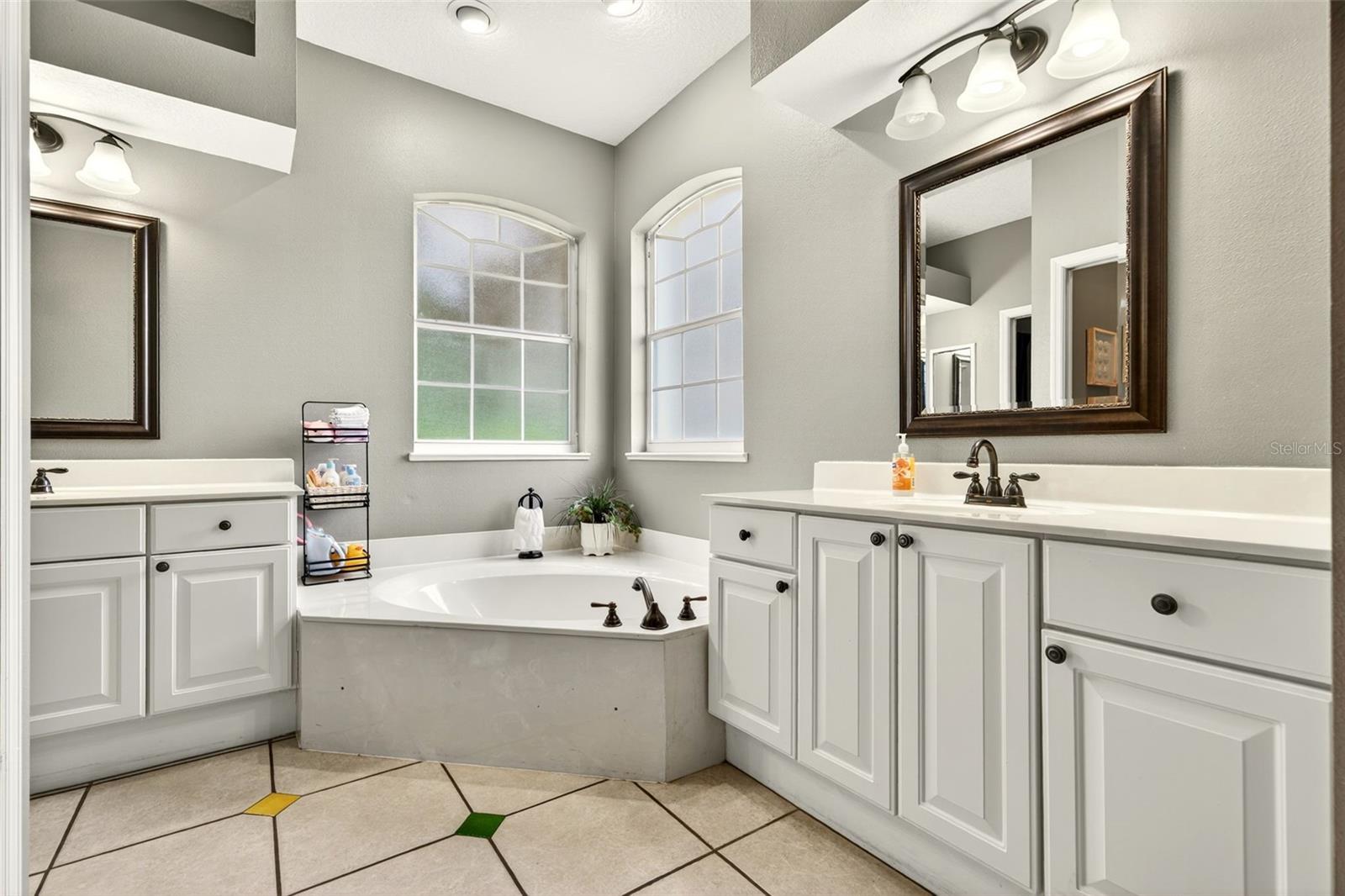 Image 21 of 43 For 4668 73rd Street E