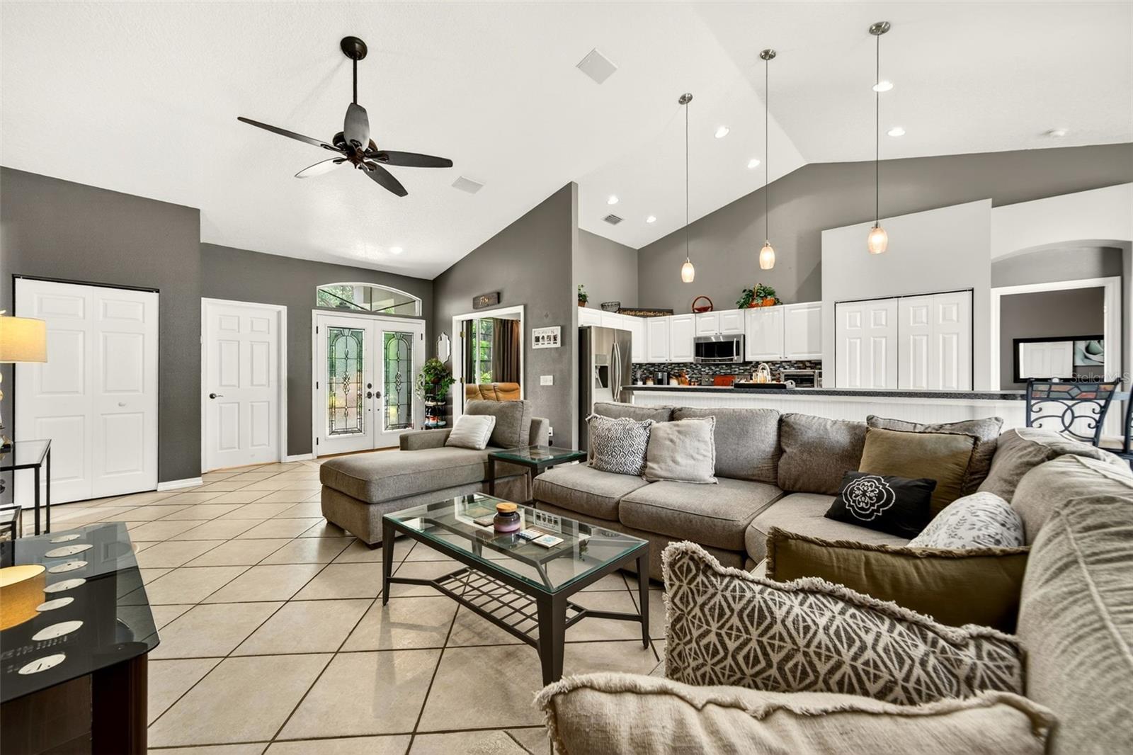 Image 9 of 43 For 4668 73rd Street E