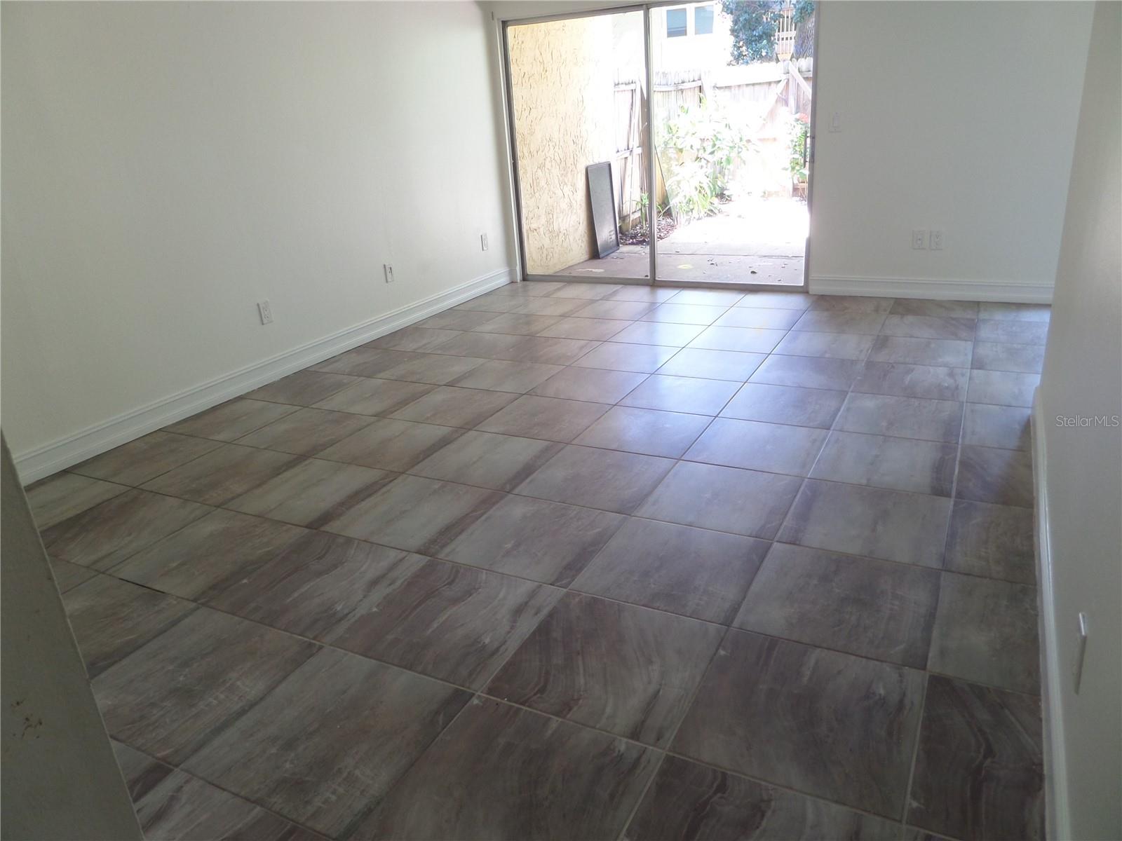 Image 5 of 27 For 3423 Clark Road 124