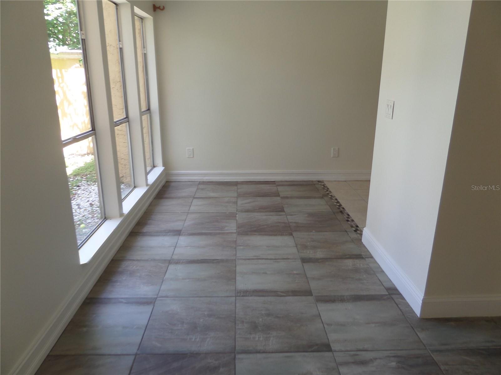 Image 6 of 27 For 3423 Clark Road 124