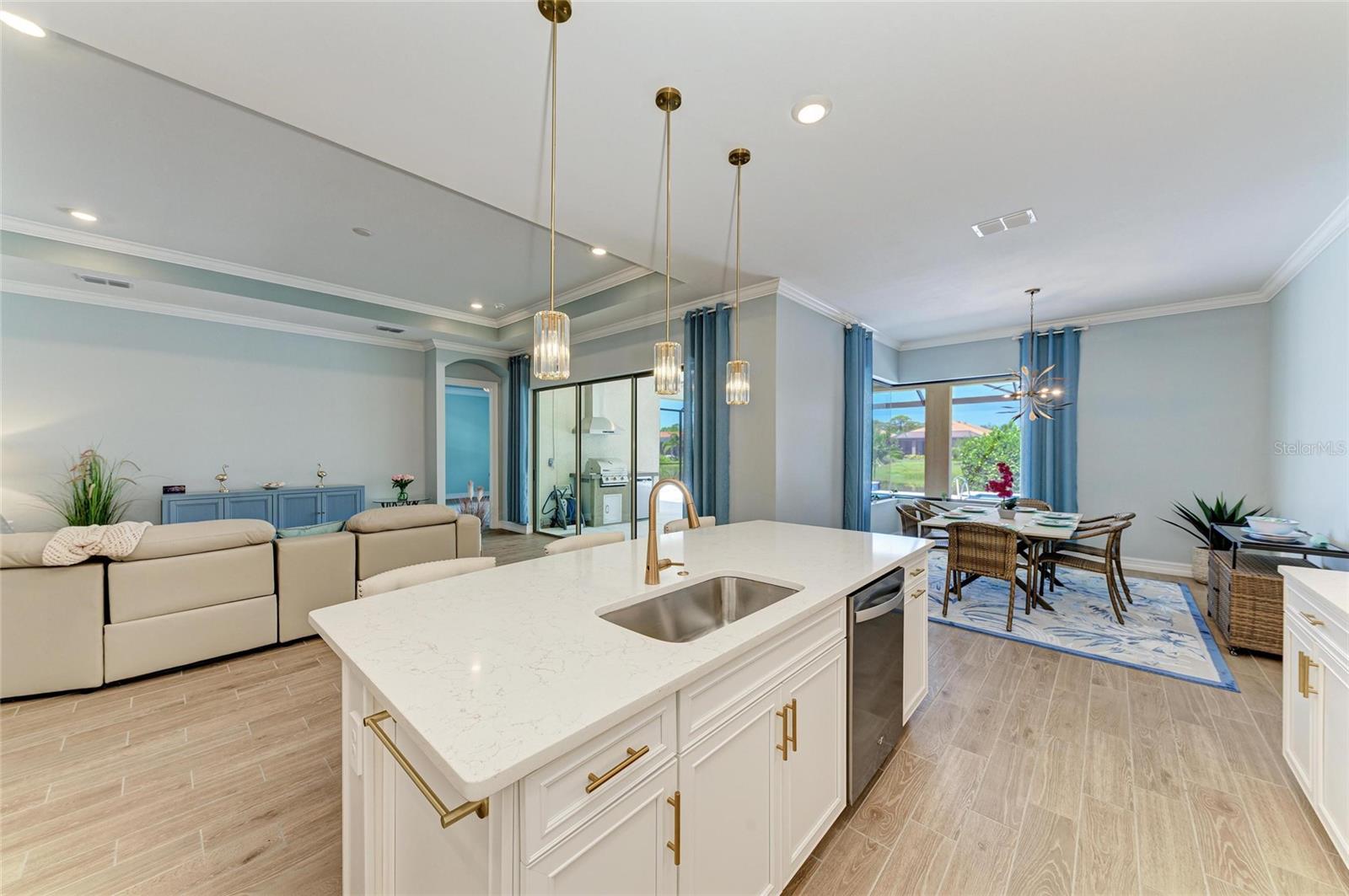 Image 36 of 89 For 653 Maraviya Boulevard