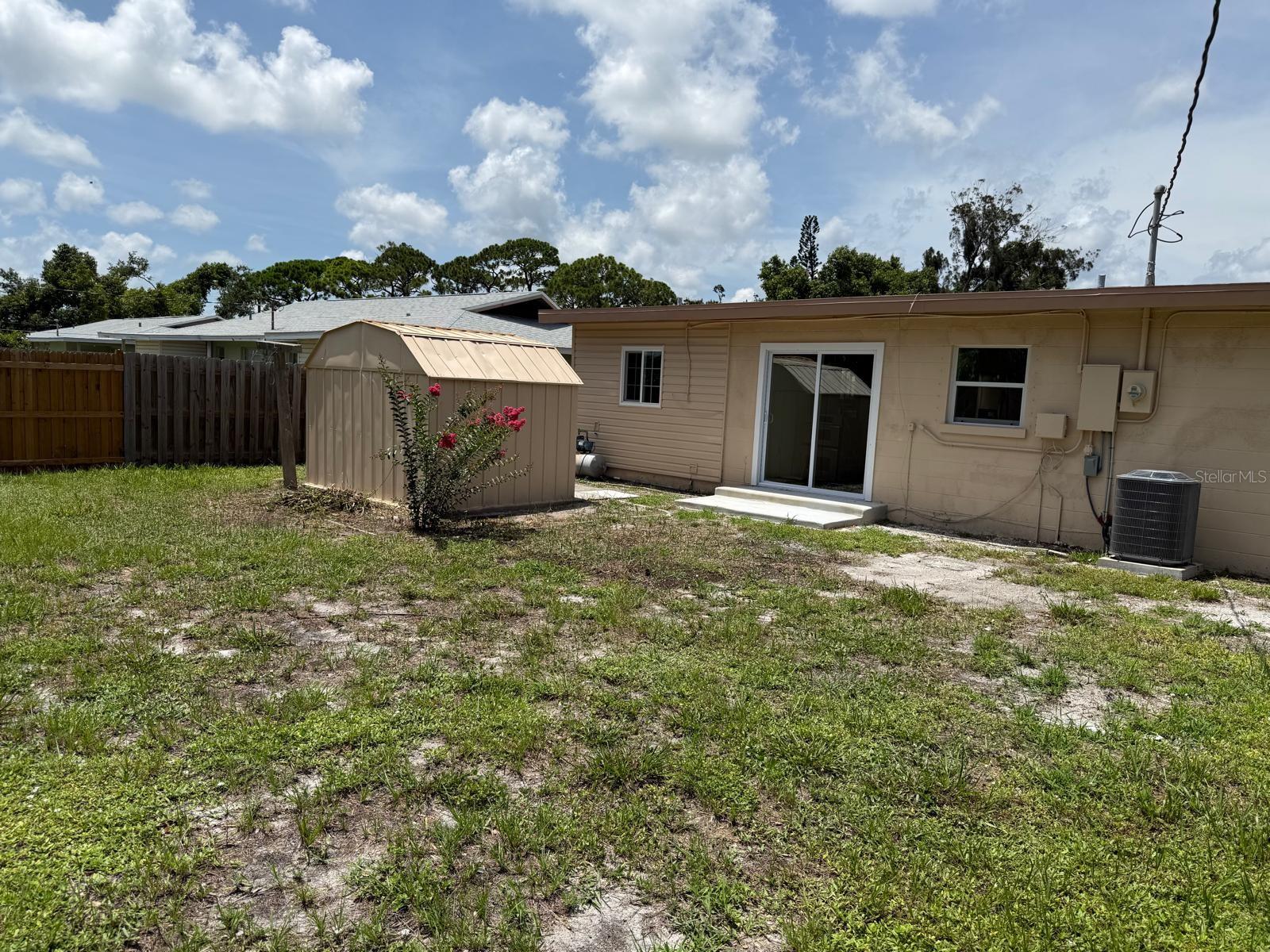 Image 23 of 23 For 3307 36th Avenue W