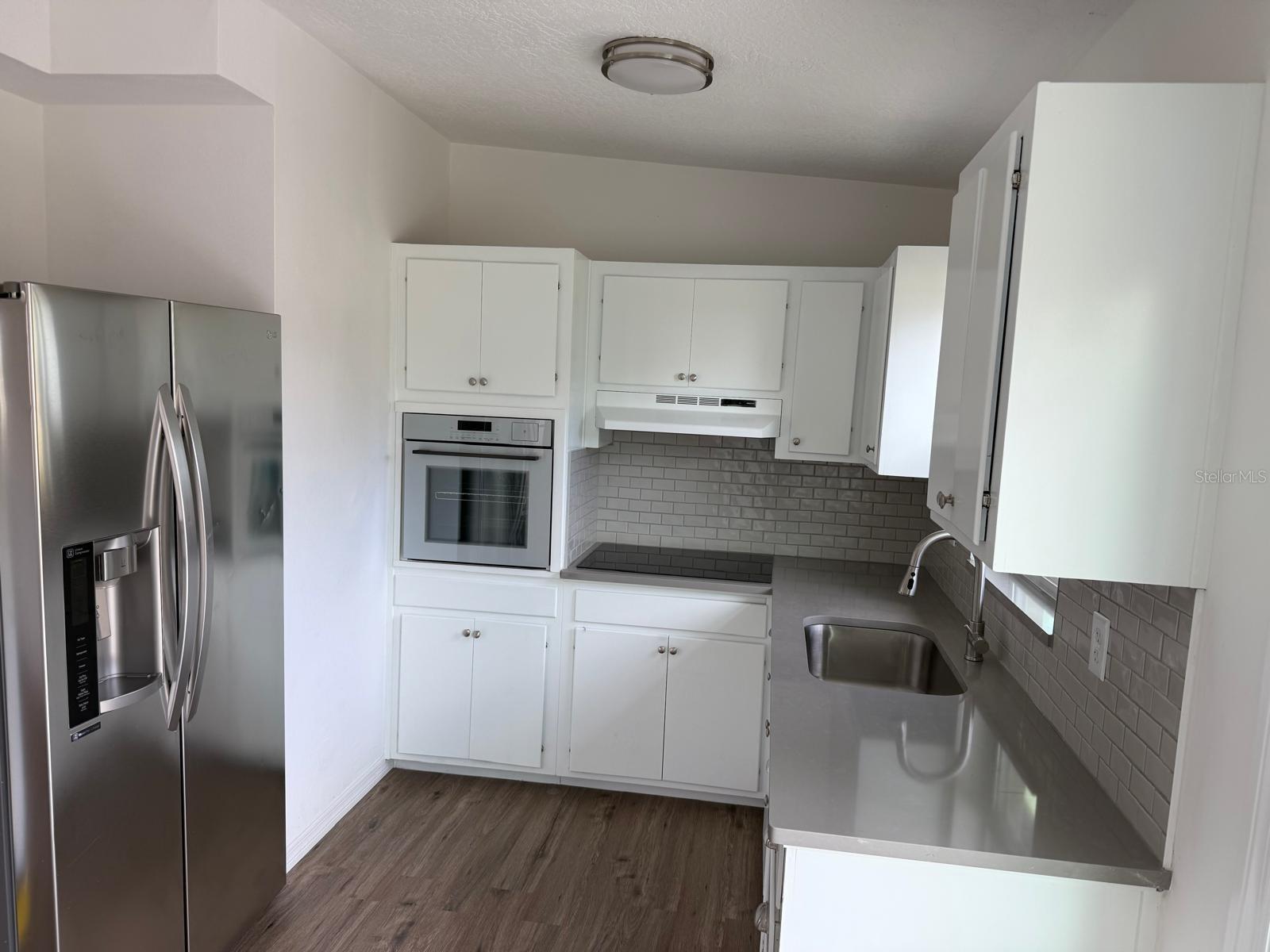 Image 8 of 23 For 3307 36th Avenue W