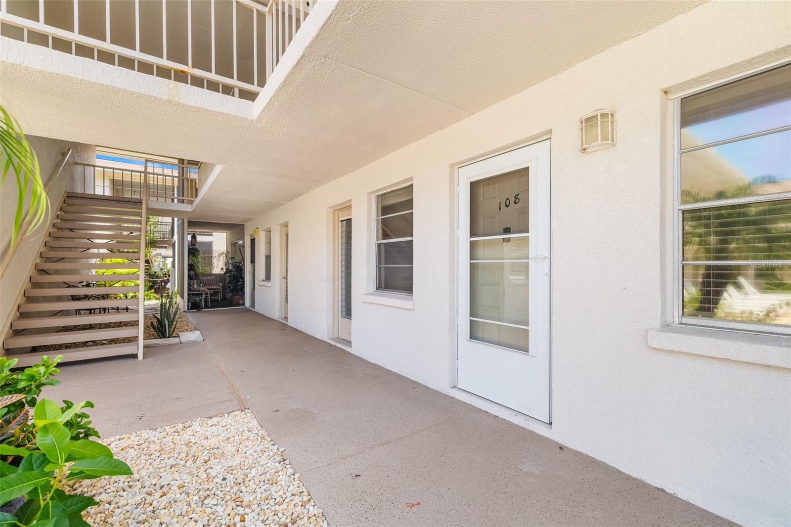Image 4 of 32 For 510 Granada Avenue 108