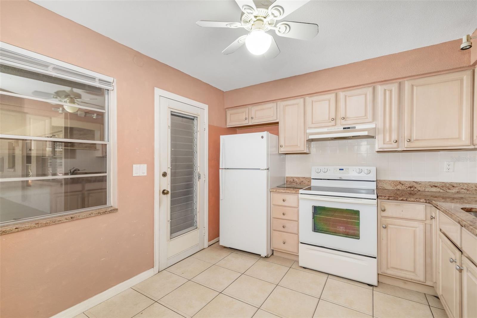 Image 9 of 32 For 510 Granada Avenue 108