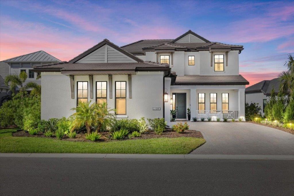 Image 43 of 51 For 6349 Isla Del Ray Avenue