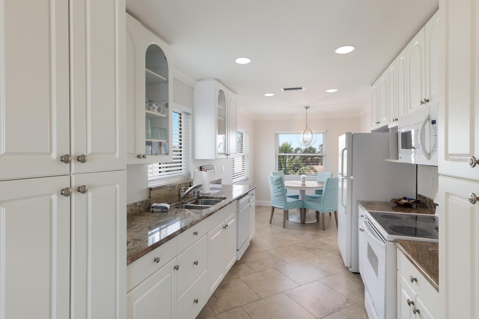 Image 24 of 51 For 2307 Avenue C