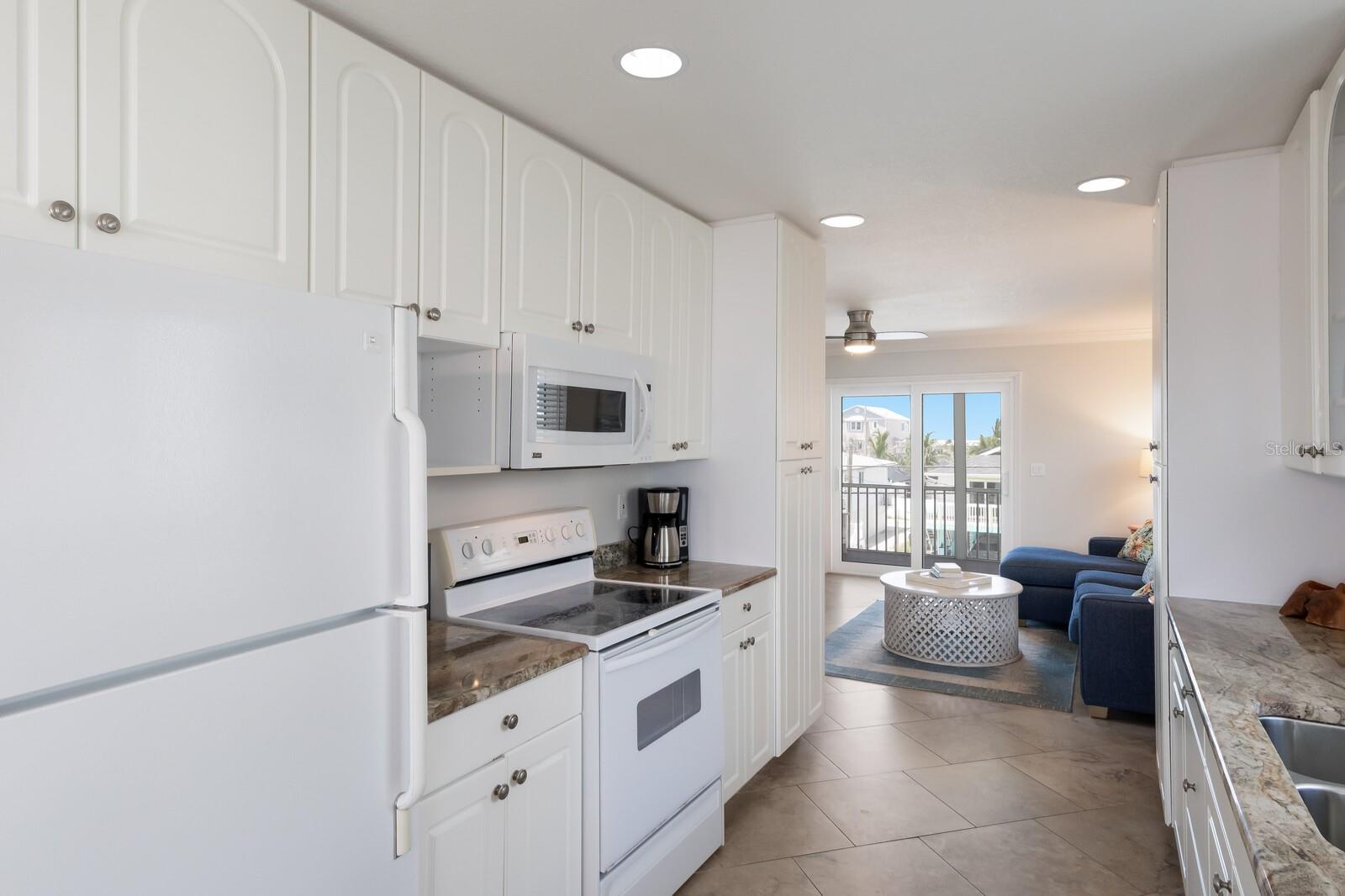 Image 27 of 51 For 2307 Avenue C