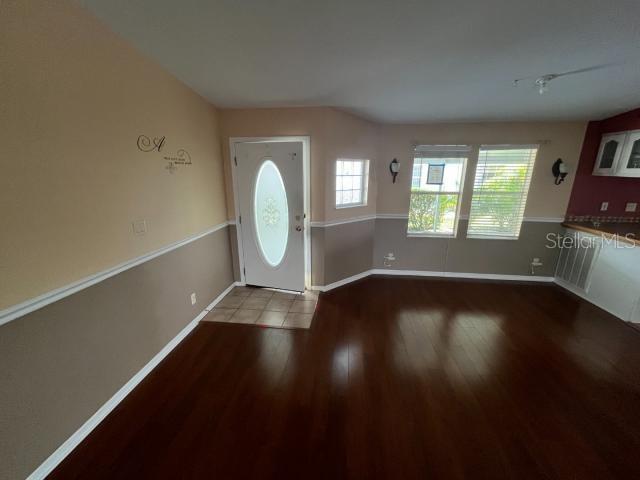 Image 3 of 21 For 7928 Meadowlark Lane