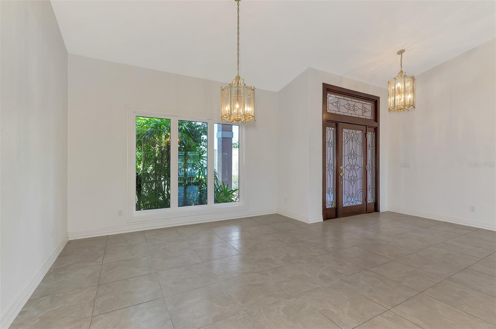 Image 11 of 92 For 1236 Port Lane