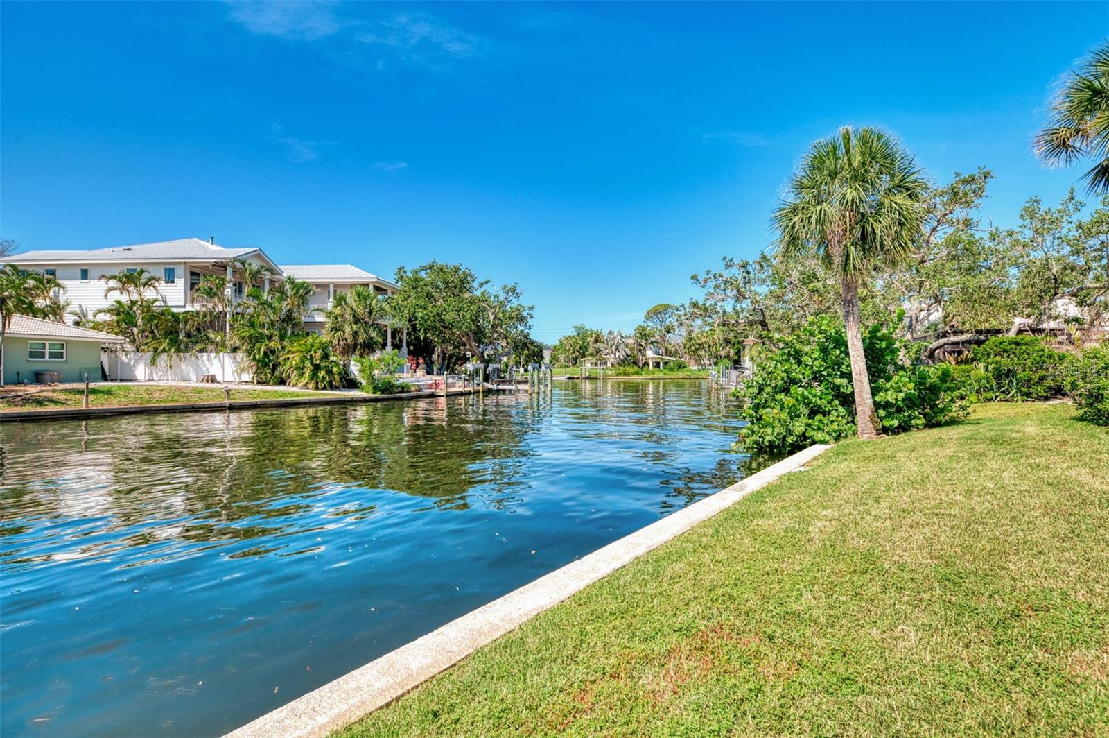 Image 90 of 92 For 1236 Port Lane