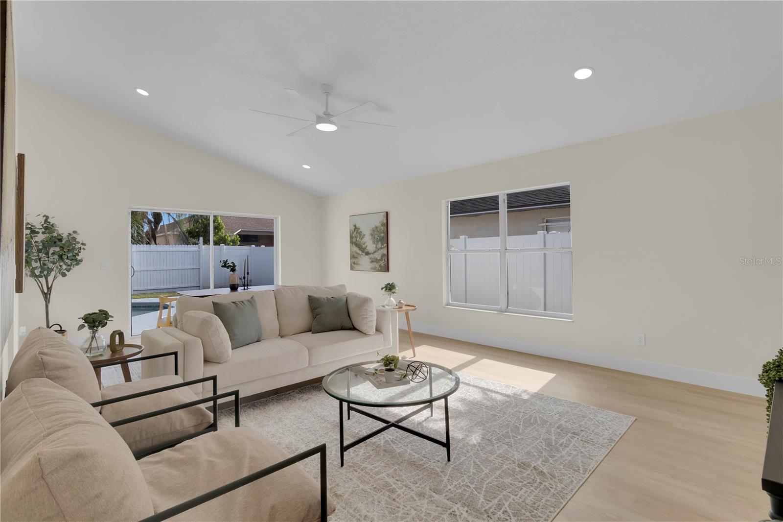 Image 7 of 25 For 1820 Putney Circle
