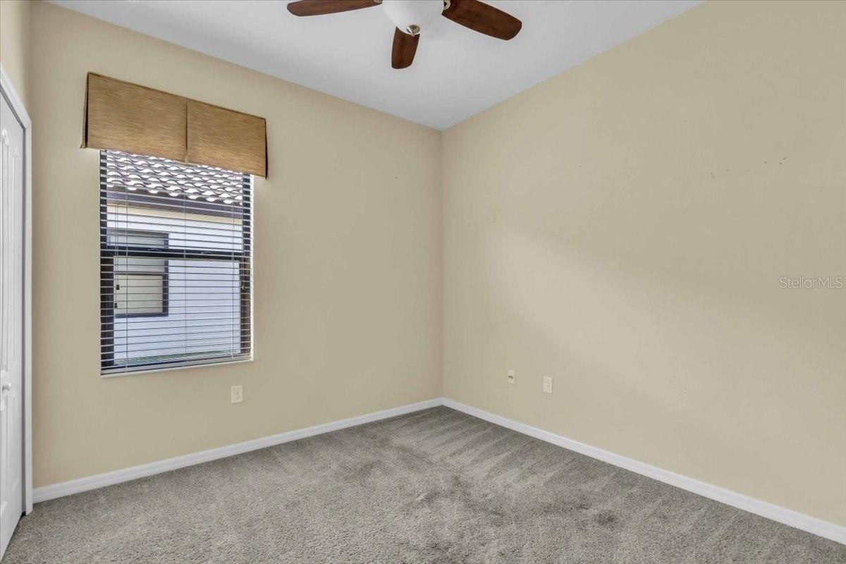 Image 13 of 19 For 487 Casalino Drive