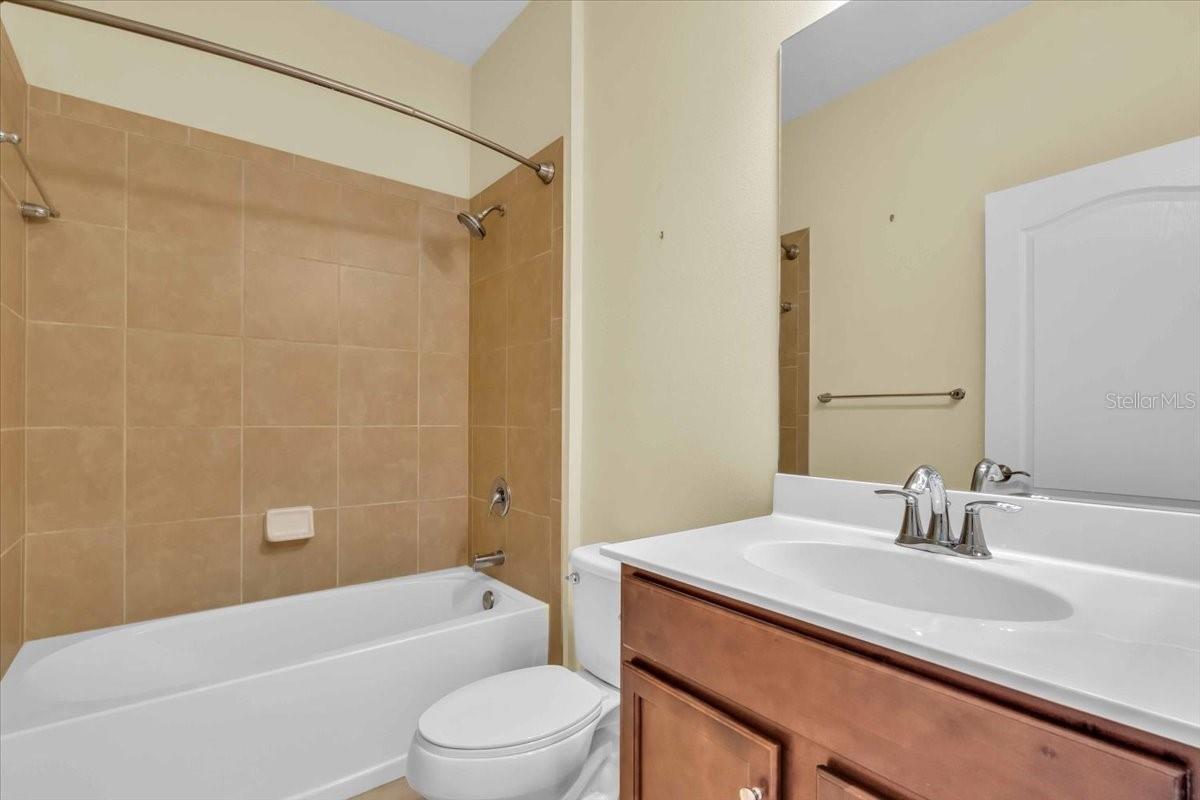 Image 14 of 19 For 487 Casalino Drive