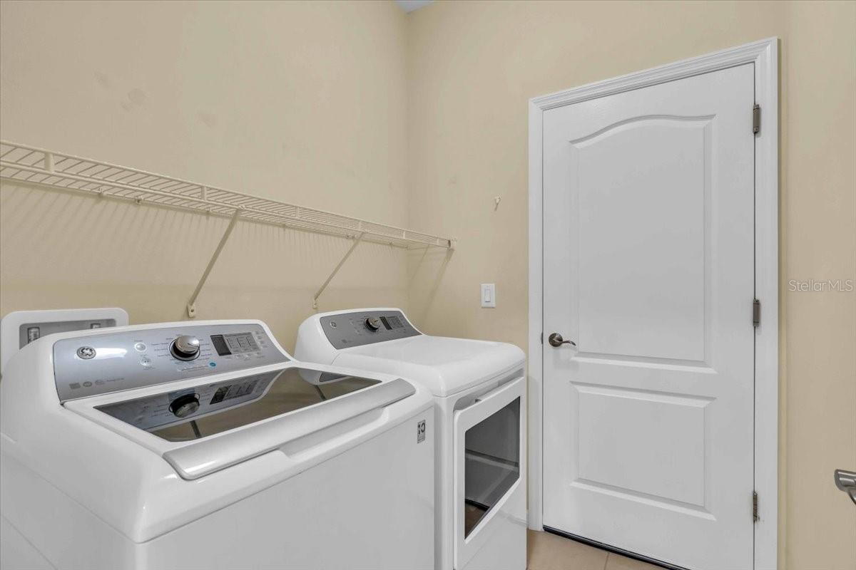 Image 15 of 19 For 487 Casalino Drive