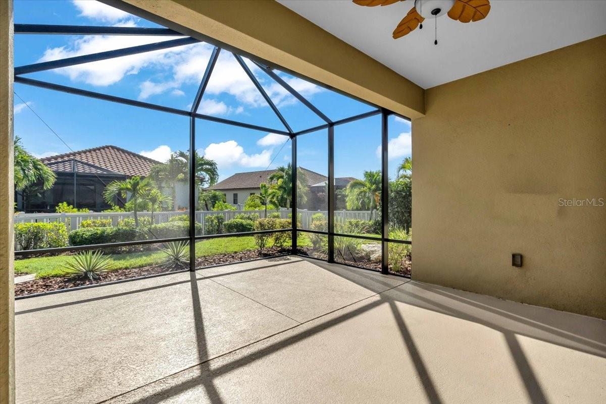Image 17 of 19 For 487 Casalino Drive