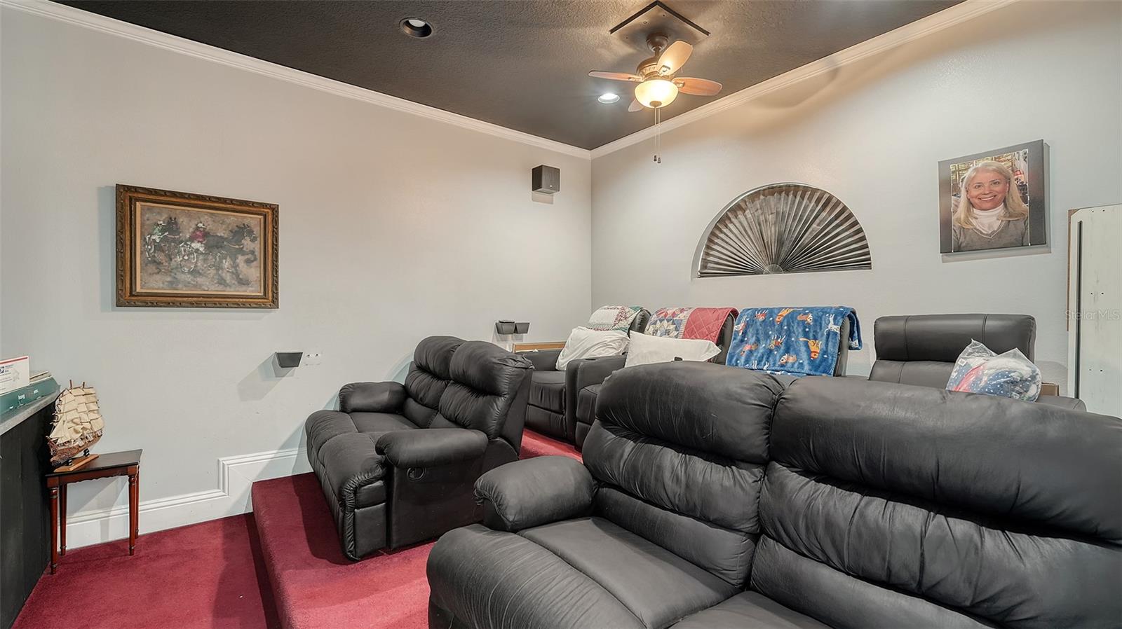 Image 18 of 54 For 10311 Saddle Horse Drive