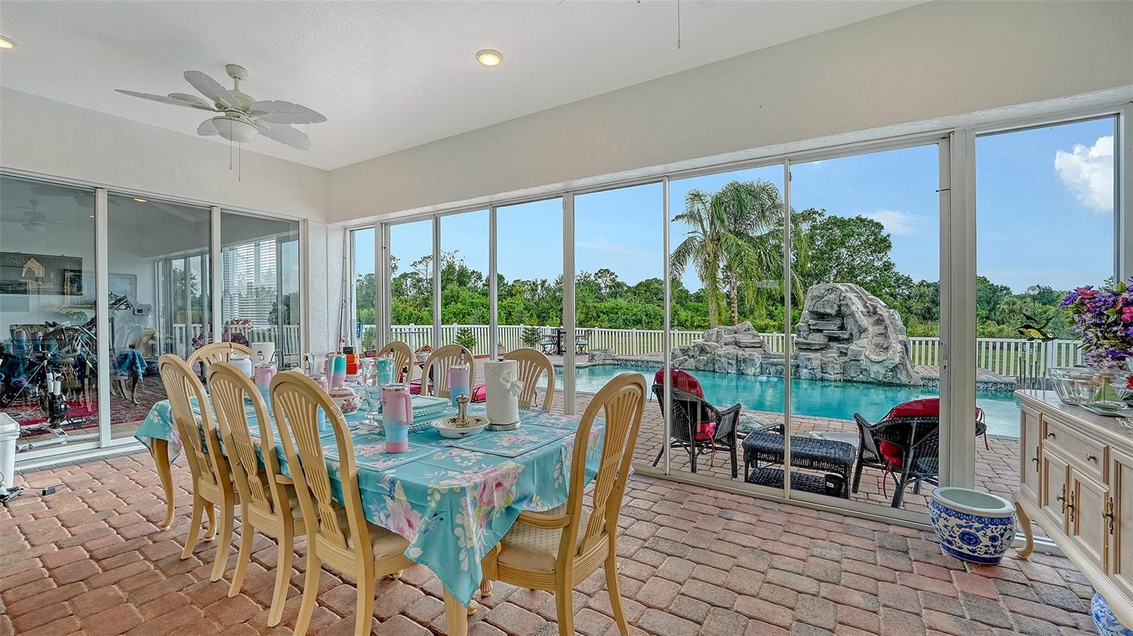 Image 20 of 54 For 10311 Saddle Horse Drive
