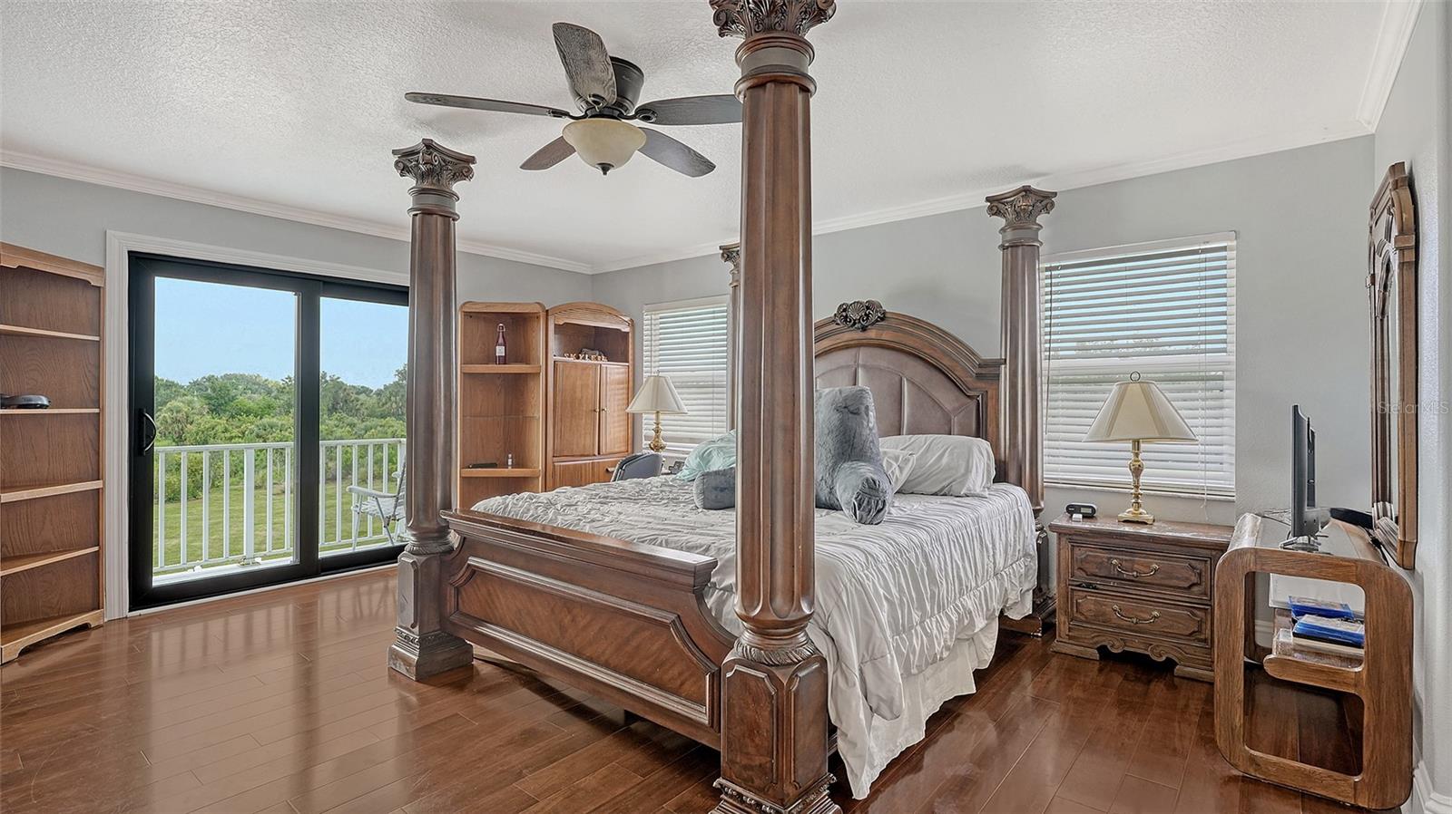 Image 29 of 54 For 10311 Saddle Horse Drive