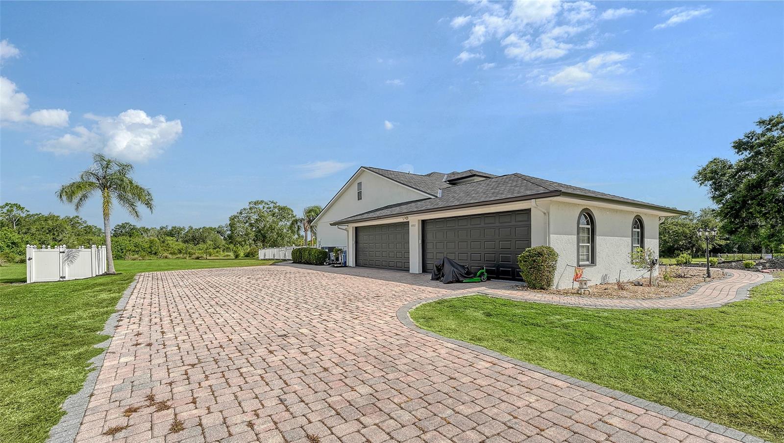 Image 50 of 54 For 10311 Saddle Horse Drive