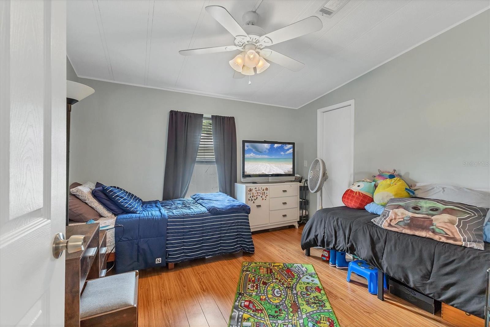Image 21 of 39 For 6710 36th Avenue E 271