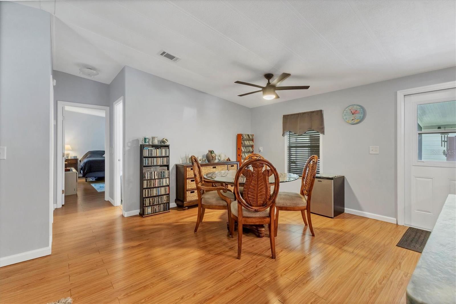 Image 9 of 39 For 6710 36th Avenue E 271