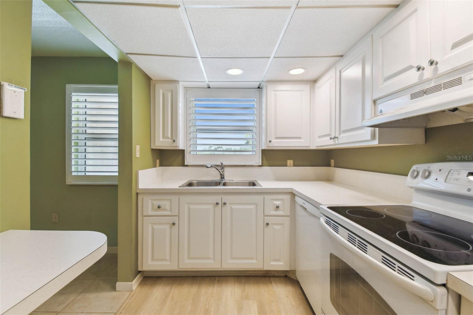 Image 17 of 52 For 2727 75th Street W 7a14