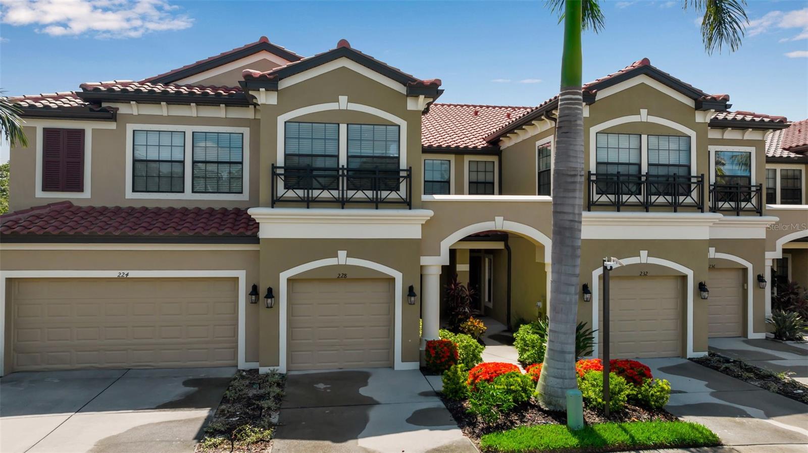 Details for 228 Crew Court, SARASOTA, FL 34243