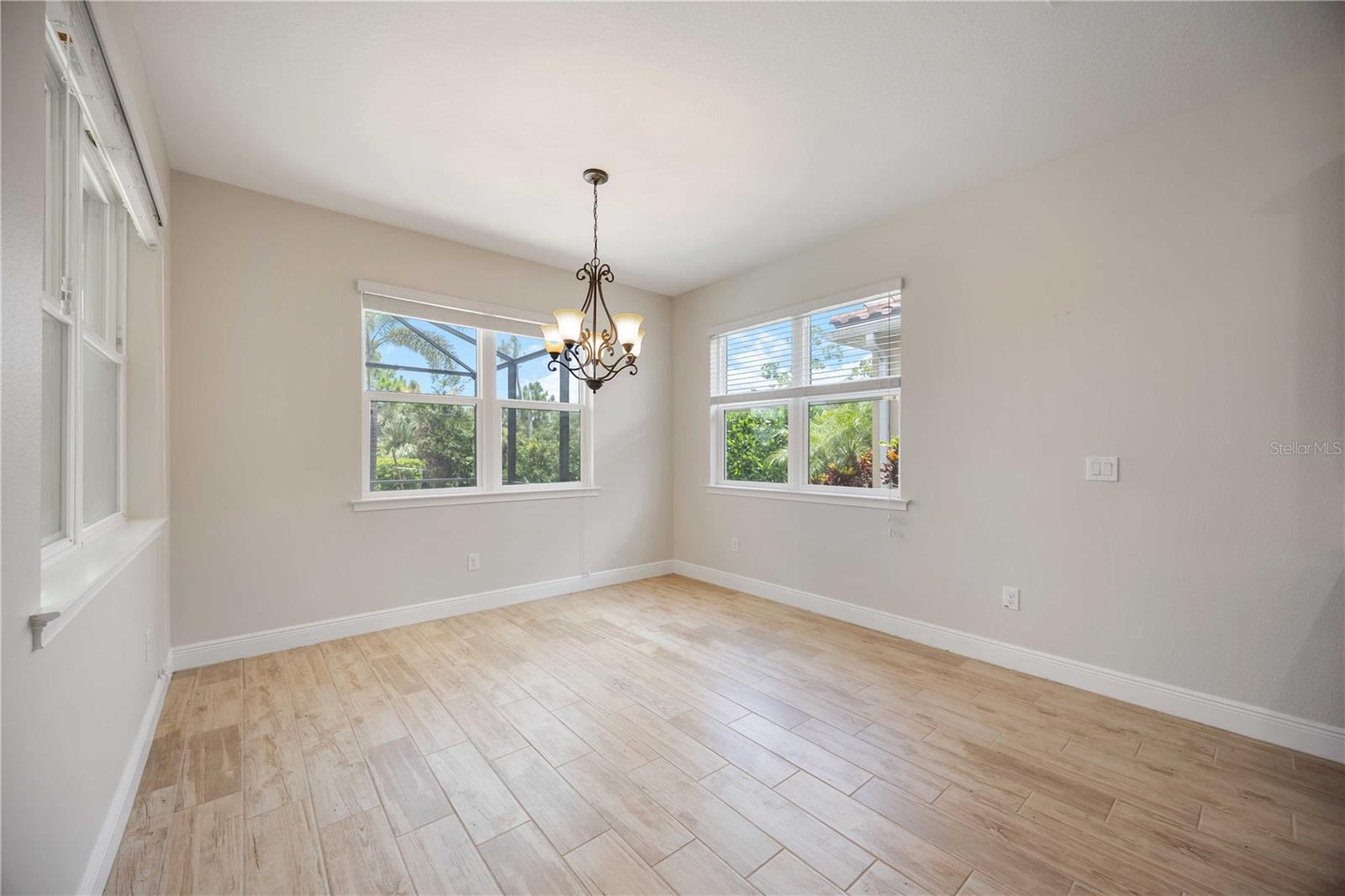 Image 14 of 58 For 11680 Tapestry Lane