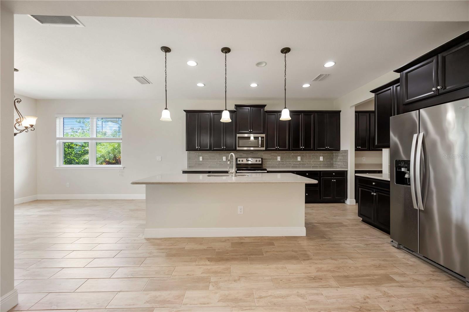 Image 6 of 58 For 11680 Tapestry Lane