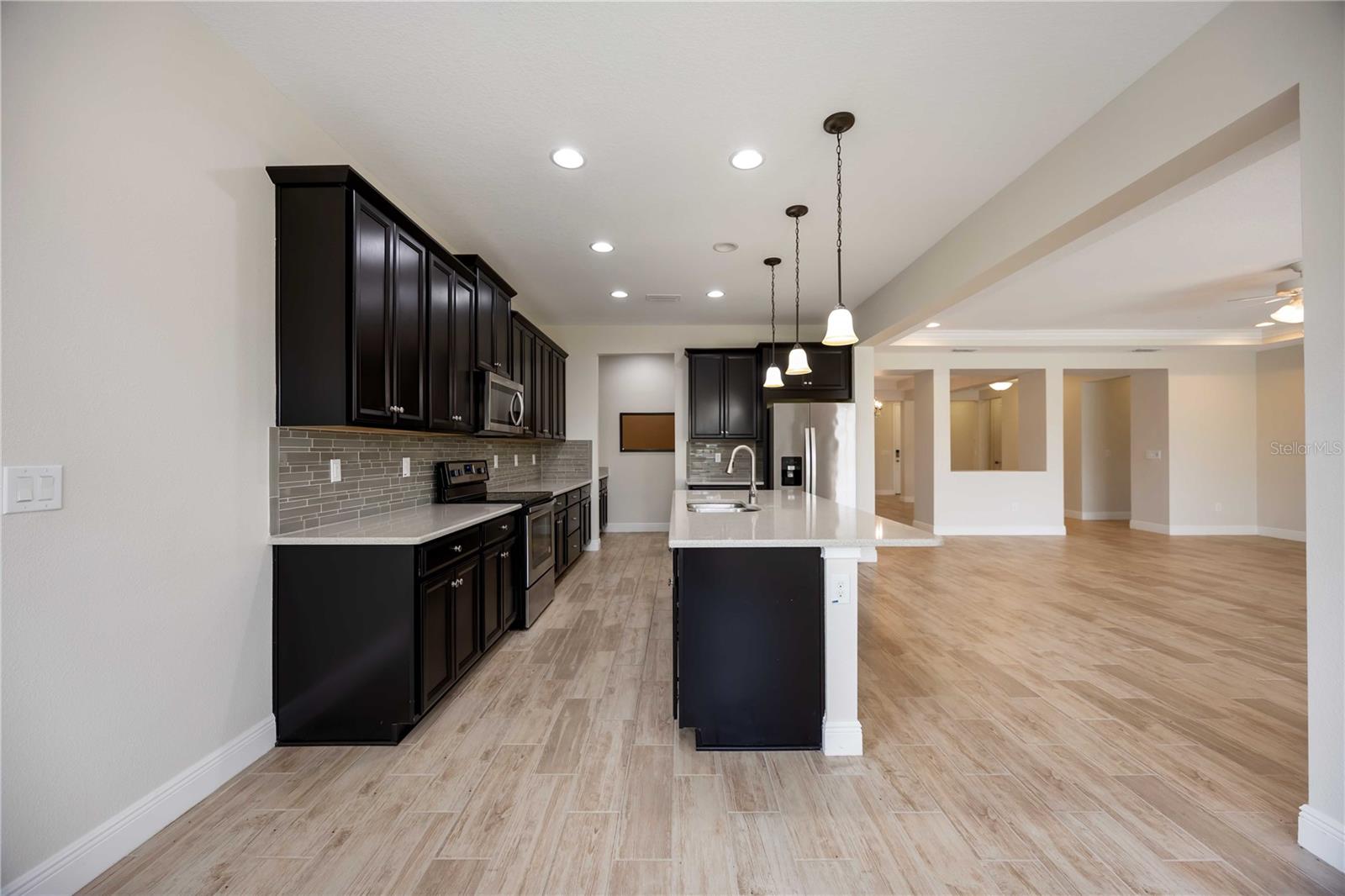 Image 8 of 58 For 11680 Tapestry Lane