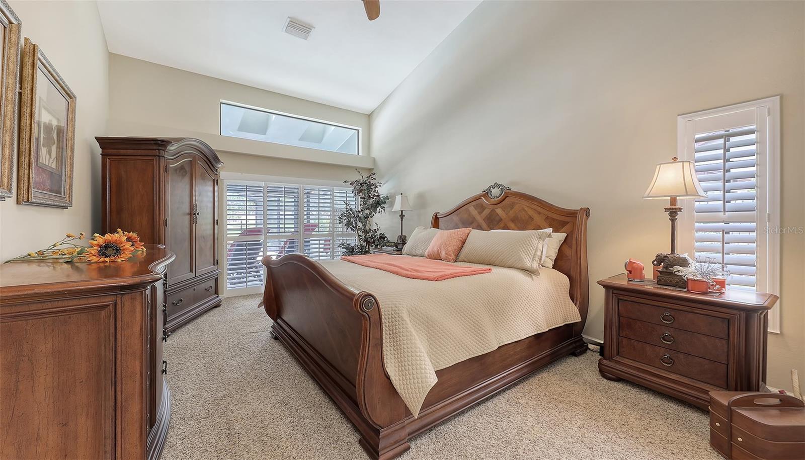 Image 24 of 57 For 3931 Torrey Pines Boulevard