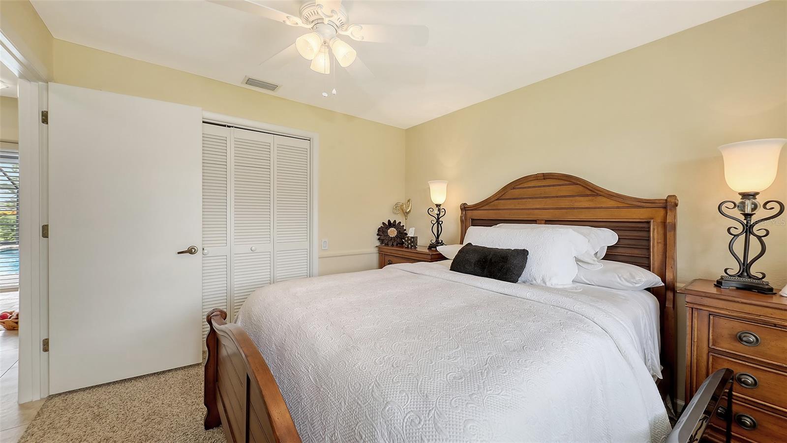 Image 39 of 57 For 3931 Torrey Pines Boulevard