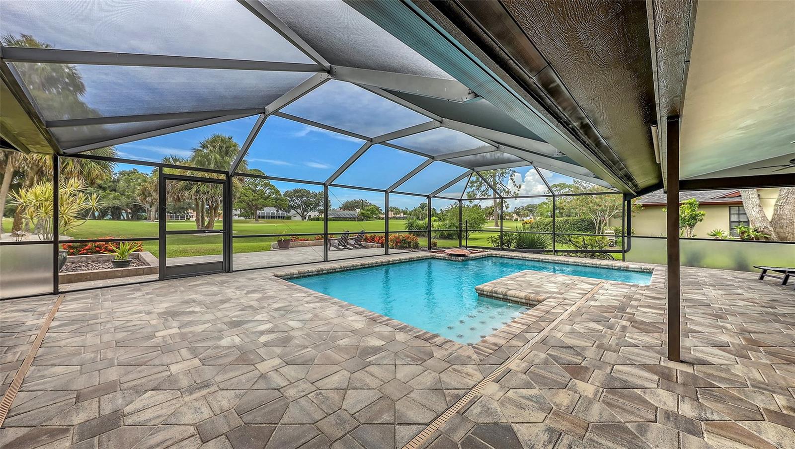 Image 42 of 57 For 3931 Torrey Pines Boulevard