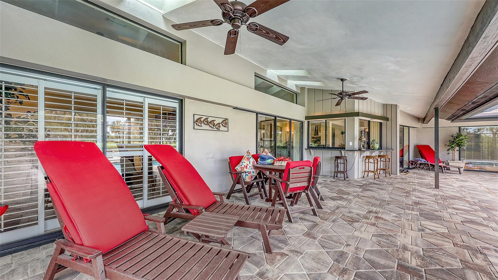 Image 43 of 57 For 3931 Torrey Pines Boulevard