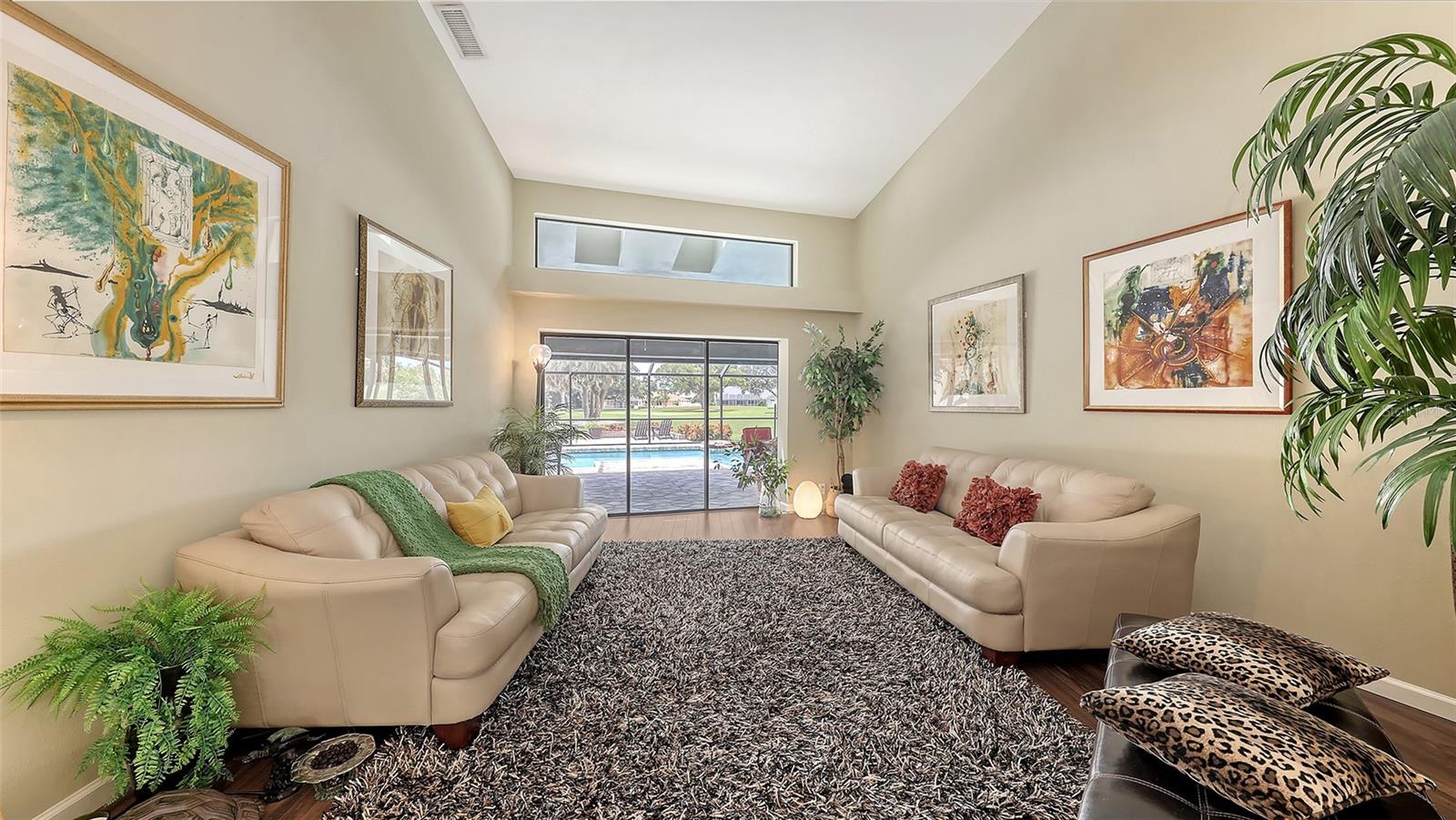 Image 7 of 57 For 3931 Torrey Pines Boulevard
