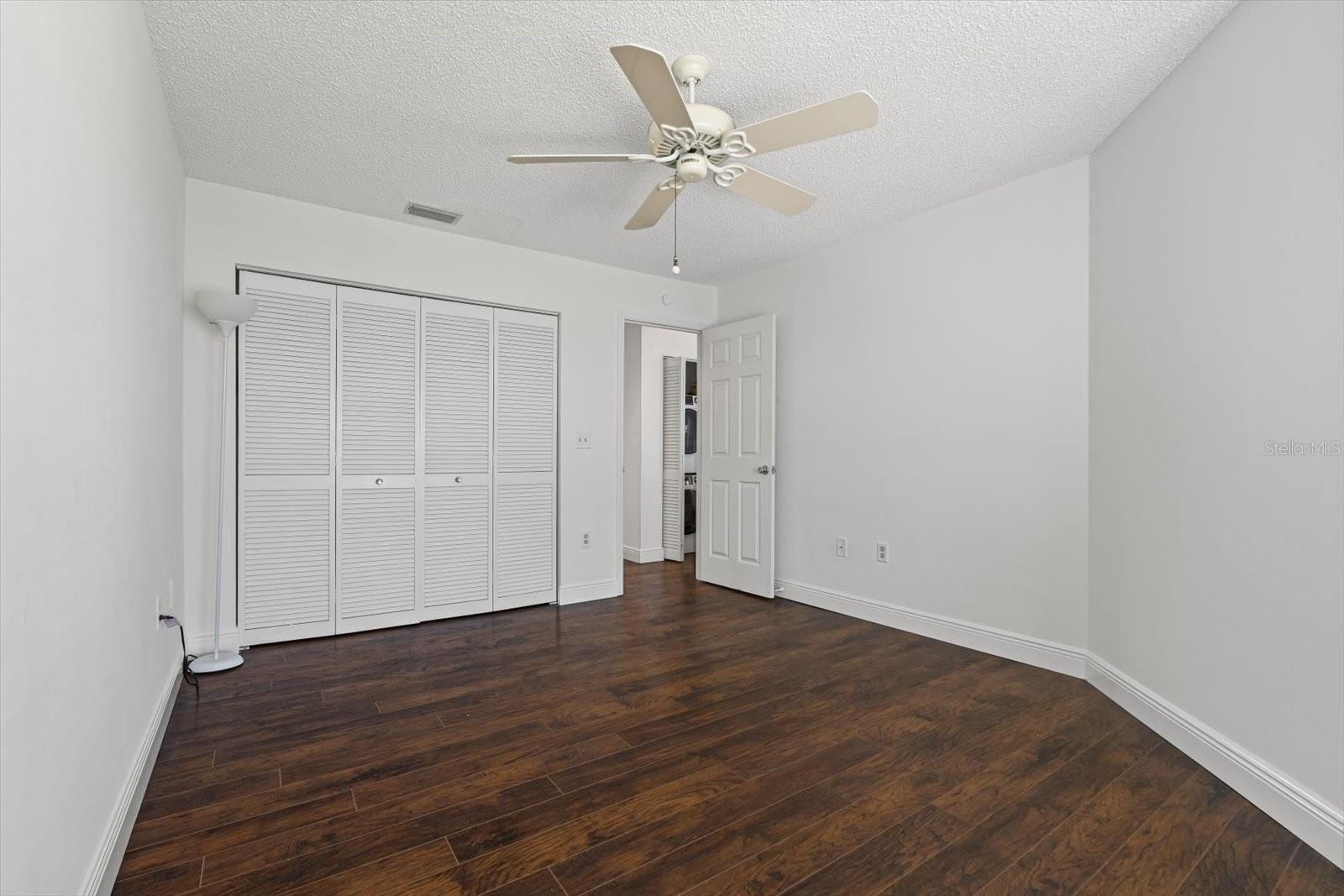 Image 20 of 65 For 970 Sandpiper Circle 970